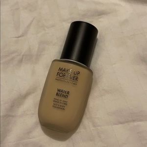 Makeup Forever Water Blend Foundation
